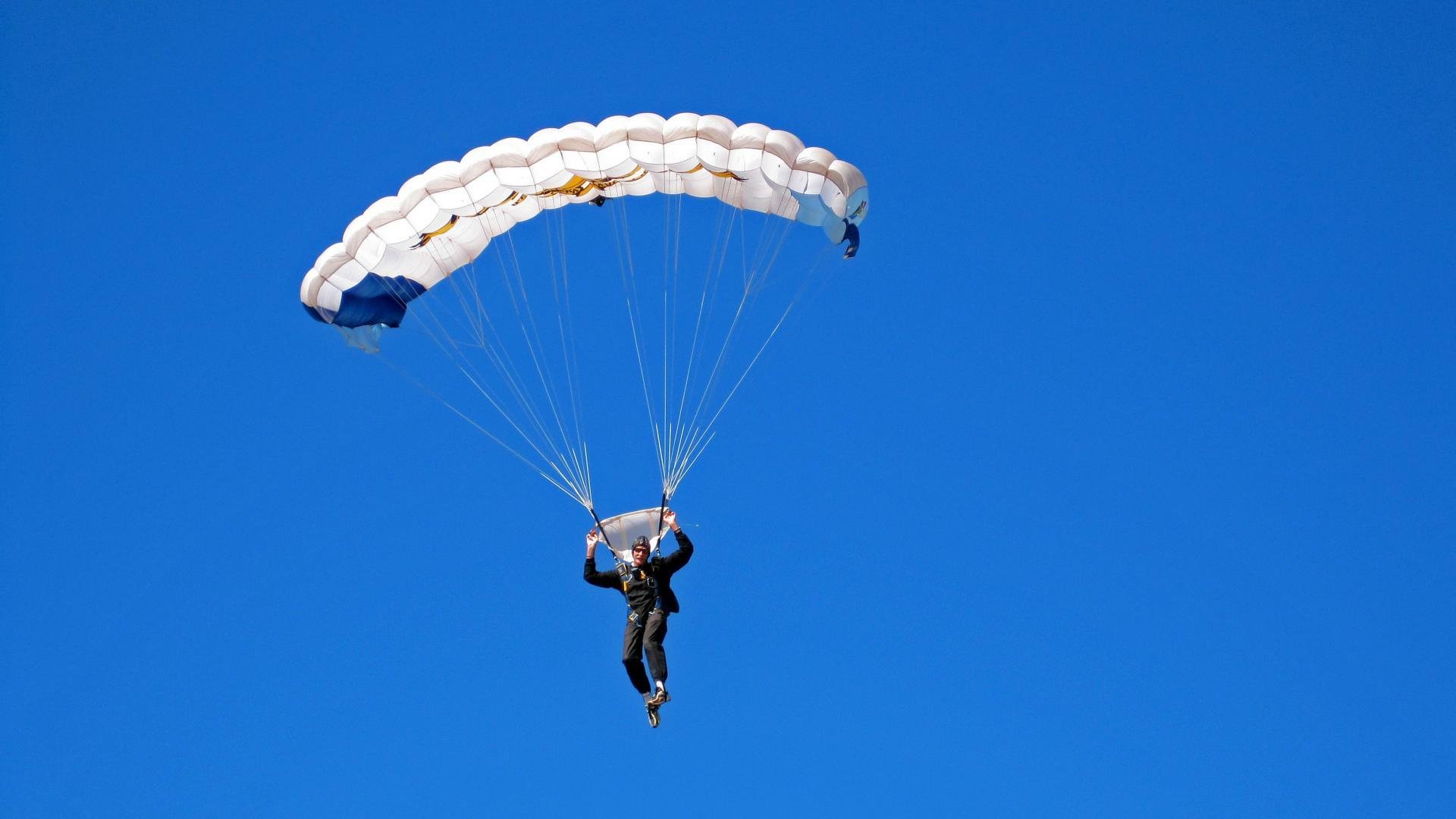 牙买加跑酷运动逐渐走入大众视野,牙买加跑步视频