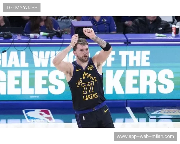 东契奇里夫斯配合加深:开启达拉斯新纪元的双人魔法 东契奇里夫斯配合加深:开启达拉斯新纪元的双人魔法