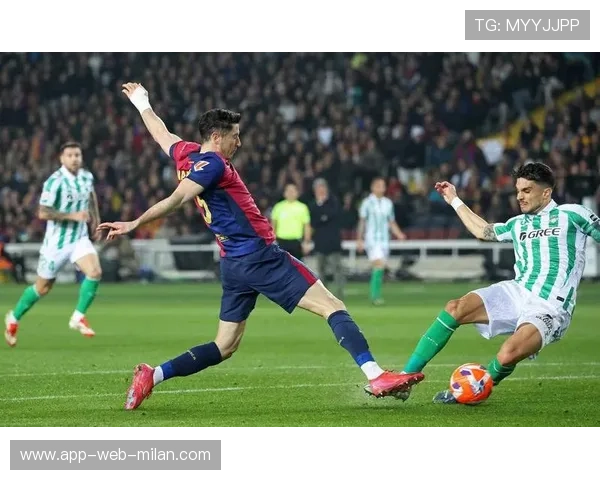 巴萨整体攻防训练更平衡——足球世界的智慧与艺术 巴萨整体攻防训练更平衡——足球世界的智慧与艺术