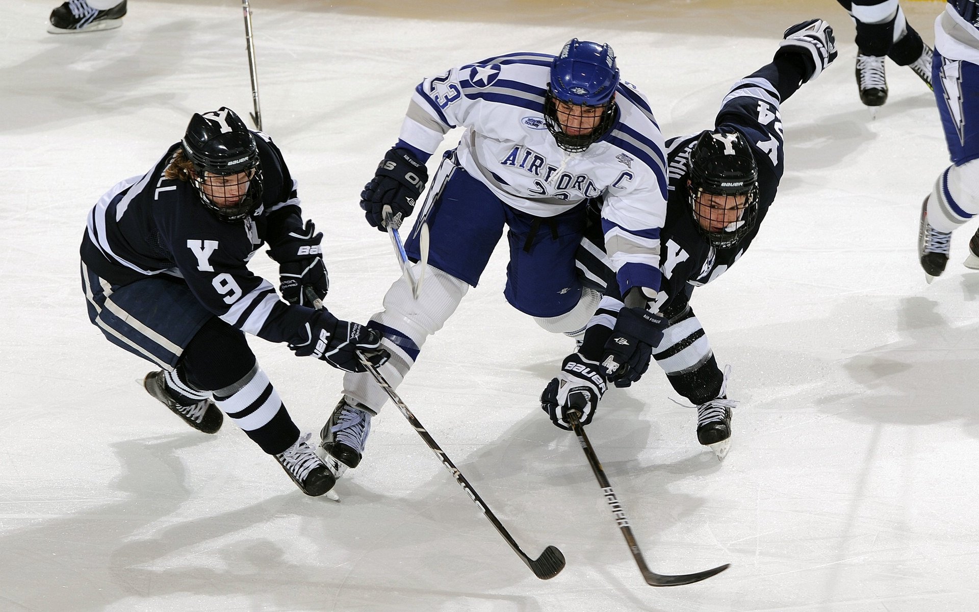 《堡垒之夜》“未来光影”赛季，创意无限，精彩不断！